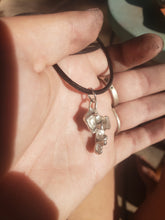 Load image into Gallery viewer, Silver Pinto Bean Cast